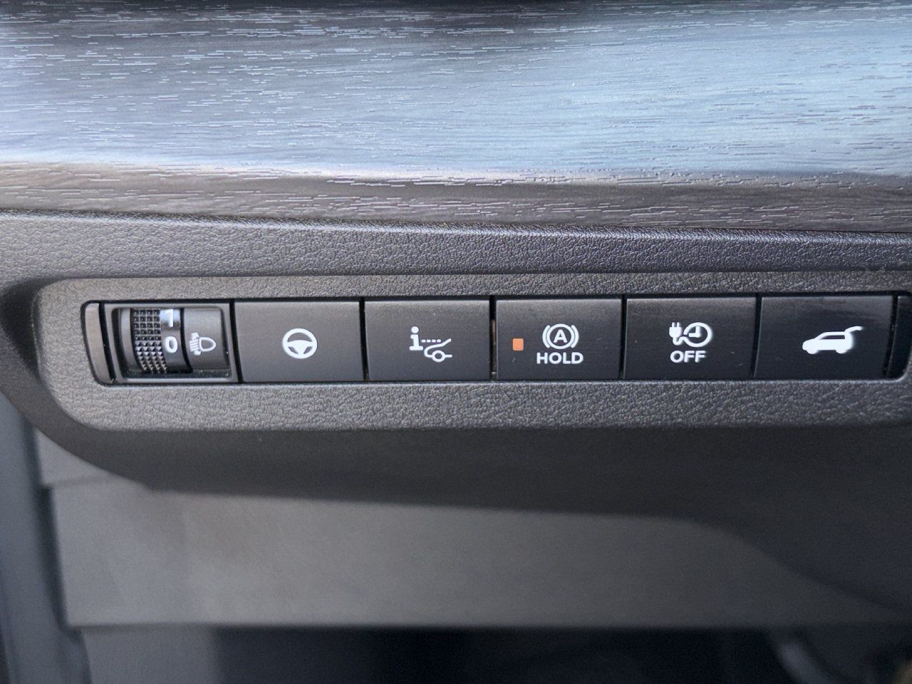 Certified 2023 Nissan Ariya AWD/4WD image 14