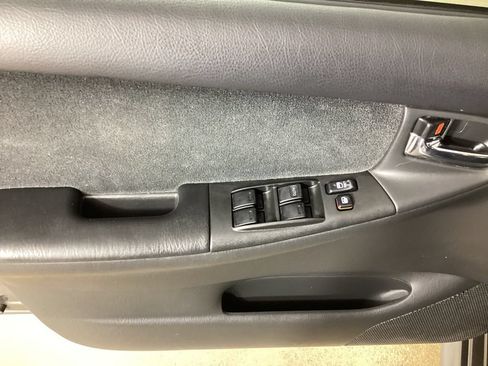 Used 2007 Toyota Corolla LE FWD image 13