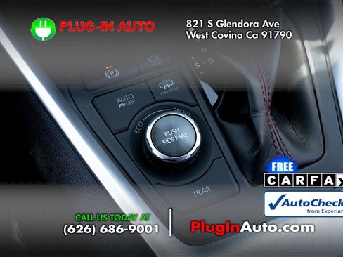 Used 2021 Toyota RAV4 XSE w/ Premium Package AWD/4WD image 26