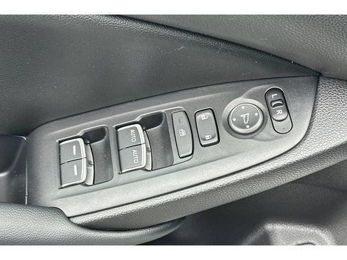 Used 2022 Honda Accord Sport image 12