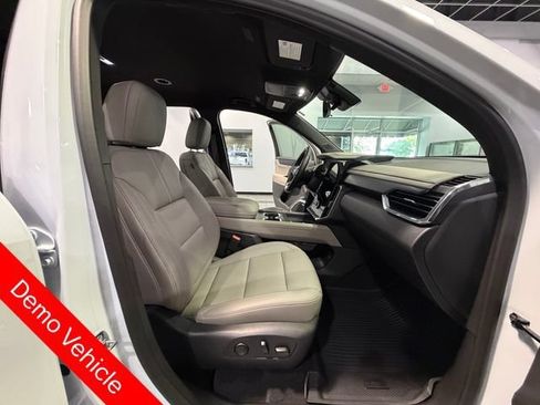 New 2026 GMC Acadia Elevation w/ Super Cruise Package AWD/4WD image 13