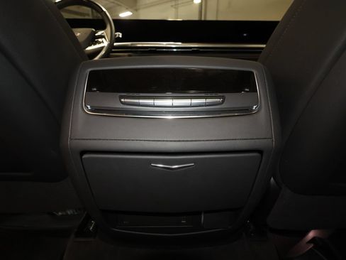 Certified 2025 Cadillac Escalade Premium Luxury w/ Touring Package AWD/4WD image 31