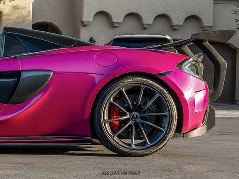 Used 2018 McLaren 570S Spider RWD image 3