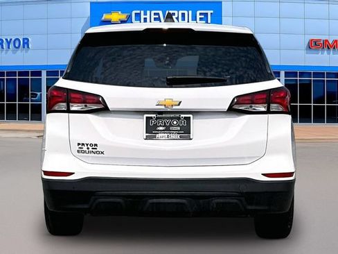 Used 2024 Chevrolet Equinox LS w/ LS Convenience Package FWD image 6