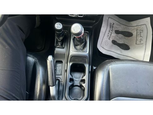 Used 2021 Jeep Wrangler Unlimited Sahara AWD/4WD image 20