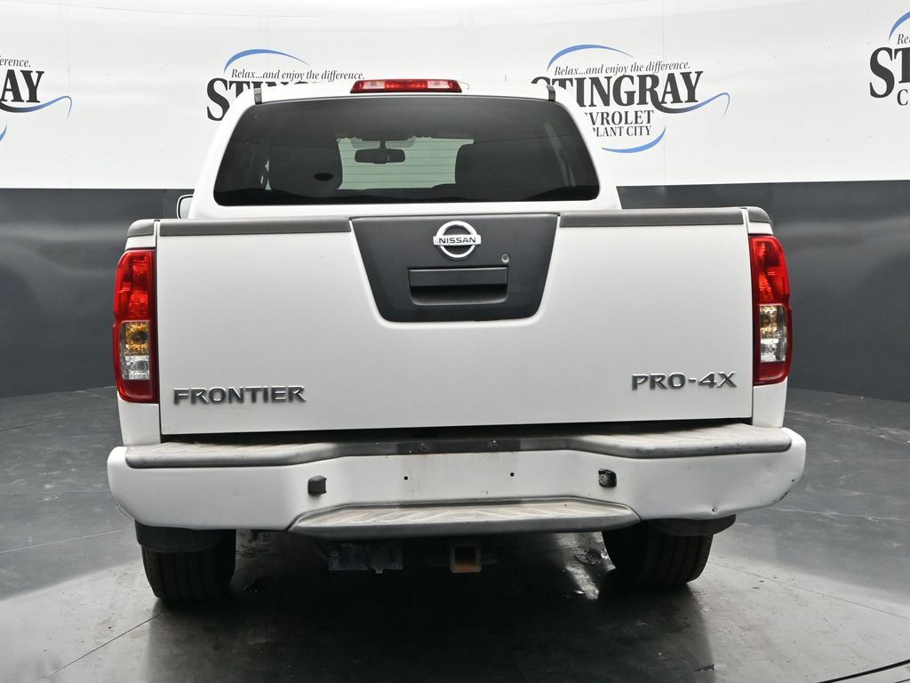 Used 2012 Nissan Frontier PRO-4X AWD/4WD image 6