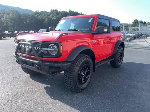 Certified 2024 Ford Bronco Wildtrak AWD/4WD image 2