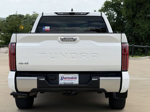 Used 2024 Toyota Tundra Limited AWD/4WD image 5