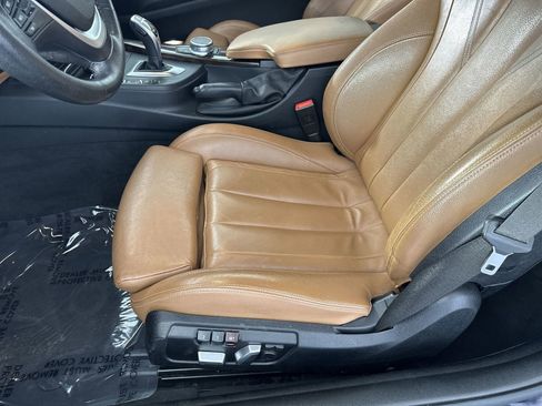 Used 2017 BMW 430i xDrive Convertible image 16