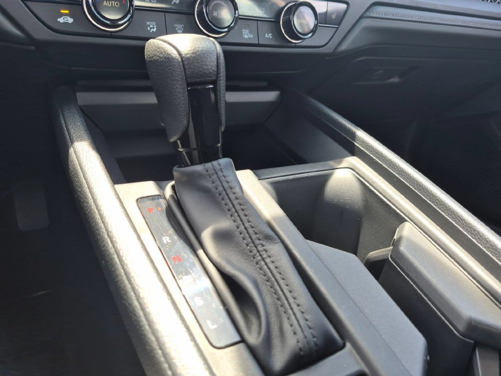 Used 2025 Honda Accord SE image 17