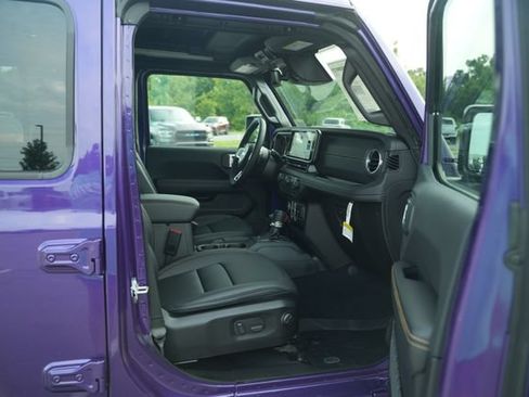 New 2026 Jeep Wrangler Unlimited Sahara AWD/4WD image 19