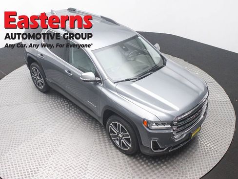 Used 2021 GMC Acadia SLT w/ Preferred Package image 3