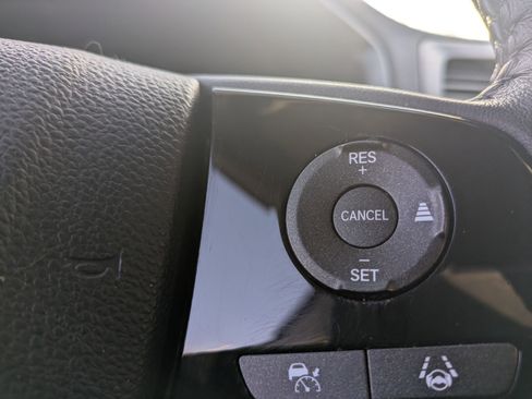 Certified 2023 Honda Odyssey Touring image 15