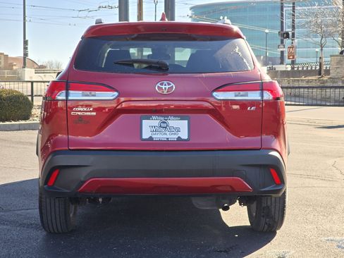 Used 2022 Toyota Corolla Cross LE image 19