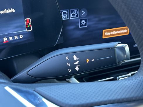 New 2026 Chevrolet Equinox EV LT image 27