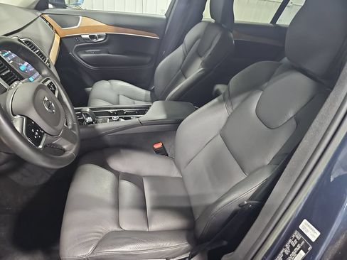 Used 2023 Volvo XC90 B6 Plus w/ Protection Package AWD/4WD image 15