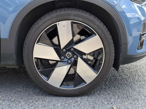 Certified 2023 Volvo XC40 Recharge Plus AWD/4WD image 11