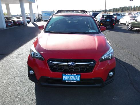 Used 2020 Subaru Crosstrek 2.0i Premium w/ Moonroof Package 2 image 8
