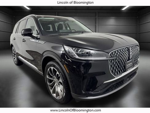 New 2026 Lincoln Aviator AWD image 8