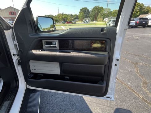 Used 2013 Ford F150 Platinum RWD image 32