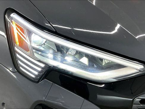 Certified 2024 Audi Q8 e-tron Prestige w/ Prestige Package image 31