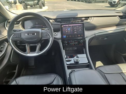 Used 2024 Jeep Grand Cherokee L Limited w/ Luxury Tech Group II AWD/4WD image 13
