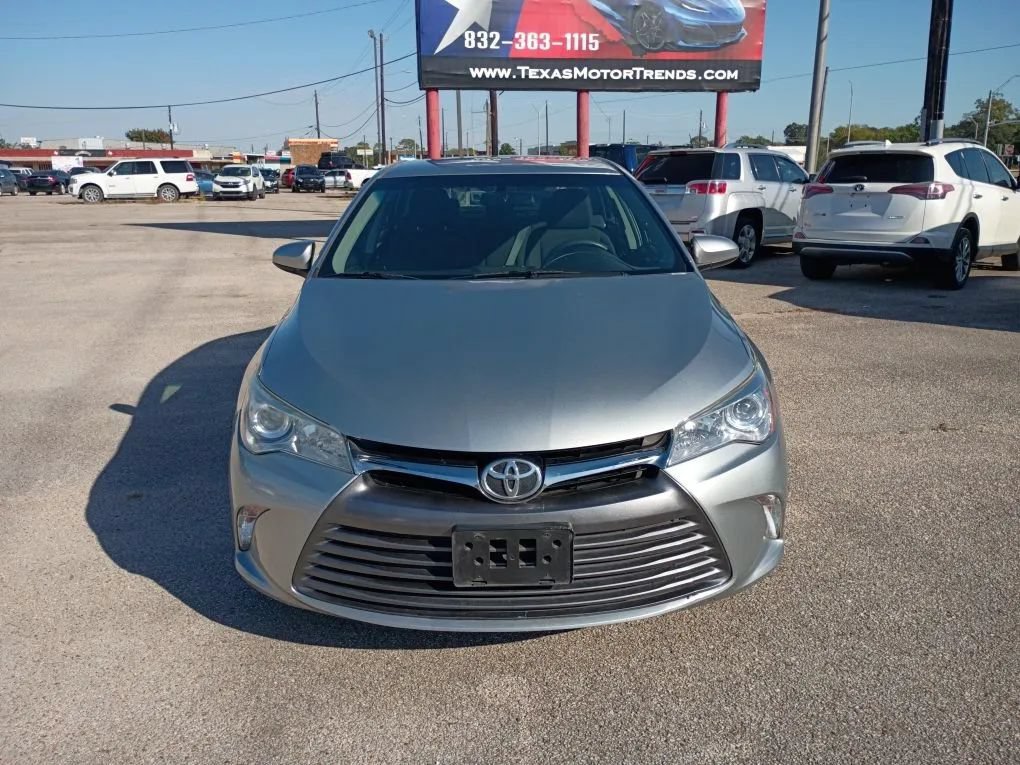 Used 2015 Toyota Camry LE FWD image 8