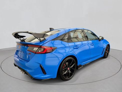 Used 2026 Honda Civic Type R image 4