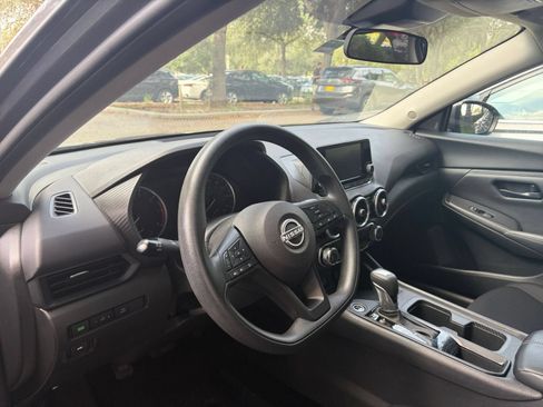 Used 2025 Nissan Sentra S FWD image 33