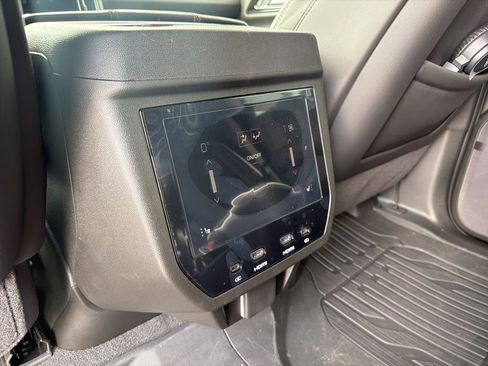 Used 2025 GMC Yukon AT4 Ultimate w/ LPO, Floor Liner Package image 16