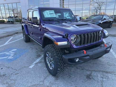 New 2026 Jeep Gladiator Mojave image 7