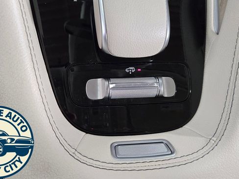 Used 2020 Mercedes-Benz GLS 450 4MATIC image 19