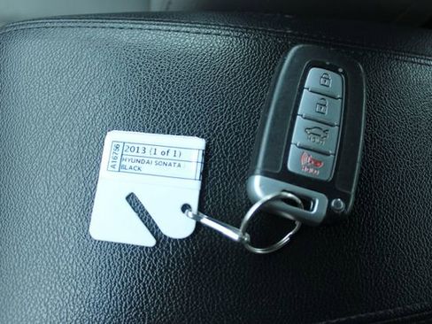 Used 2013 Hyundai Sonata Limited w/ Premium Pkg FWD image 27