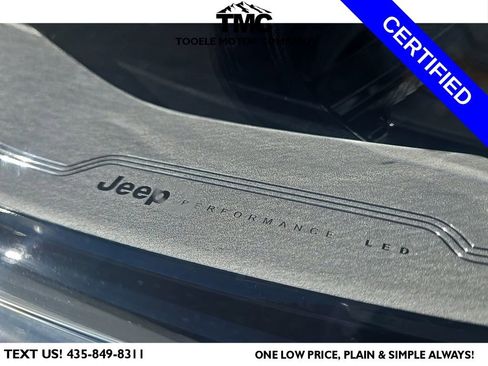 Used 2022 Jeep Wagoneer Series III w/ Premium Group I image 9