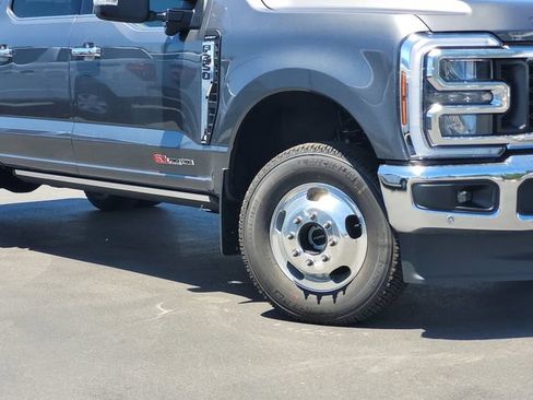 New 2026 Ford F350 Lariat w/ Lariat Ultimate Package AWD/4WD image 2