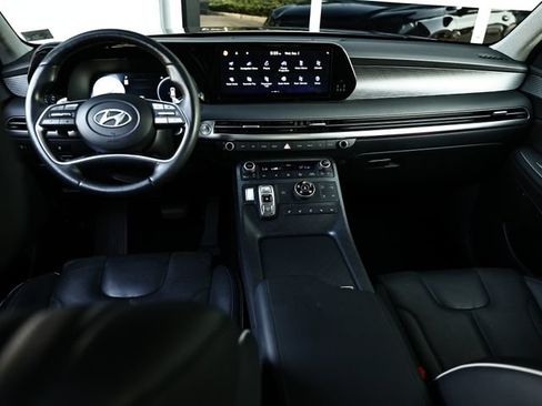 Used 2024 Hyundai Palisade Limited AWD/4WD image 27