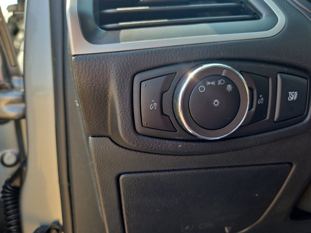 Used 2024 Ford Edge SEL AWD/4WD image 26