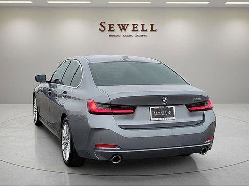 Used 2024 BMW 330i Sedan w/ Convenience Package RWD image 3