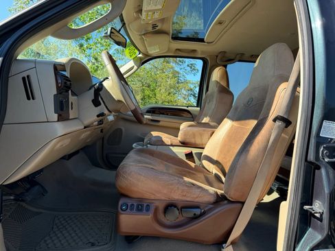 Used 2006 Ford F350 King Ranch AWD/4WD image 13