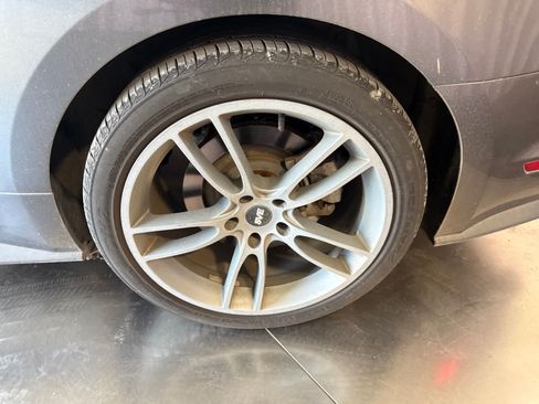 Used 2016 Ford Mustang GT Premium RWD image 10
