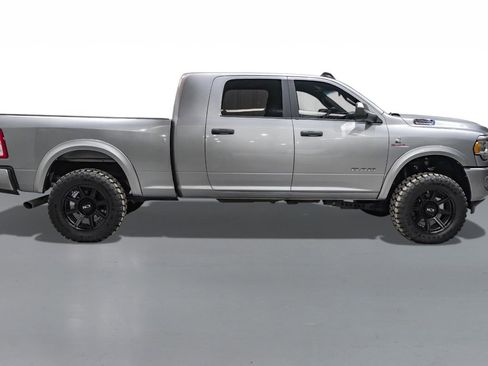 Used 2022 RAM 3500 Lone Star image 6