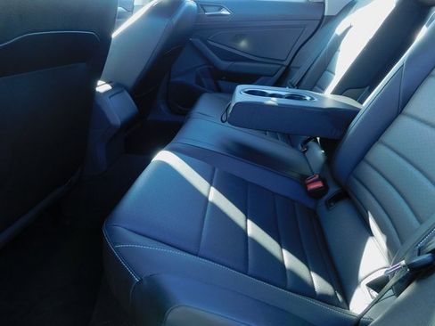 Used 2024 Volkswagen Jetta SE image 21