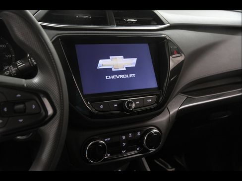 Used 2023 Chevrolet TrailBlazer LT w/ Convenience Package AWD/4WD image 9