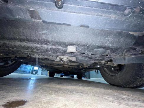 Used 2019 Volkswagen Tiguan SE w/ Panoramic Sunroof Package image 22