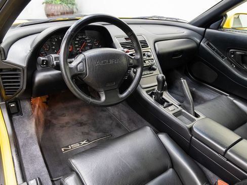 Used 2000 Acura NSX T RWD image 5