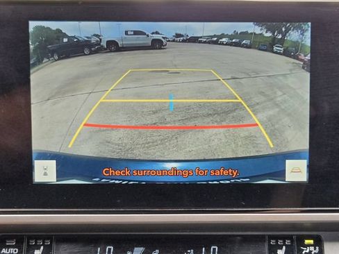 Used 2025 Toyota Camry XSE FWD image 17