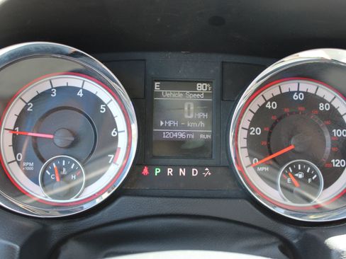 Used 2011 Dodge Grand Caravan Crew image 22