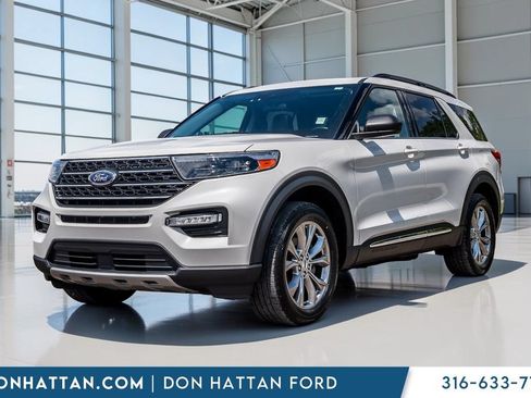 Used 2023 Ford Explorer XLT w/ Equipment Group 202A AWD/4WD image 1