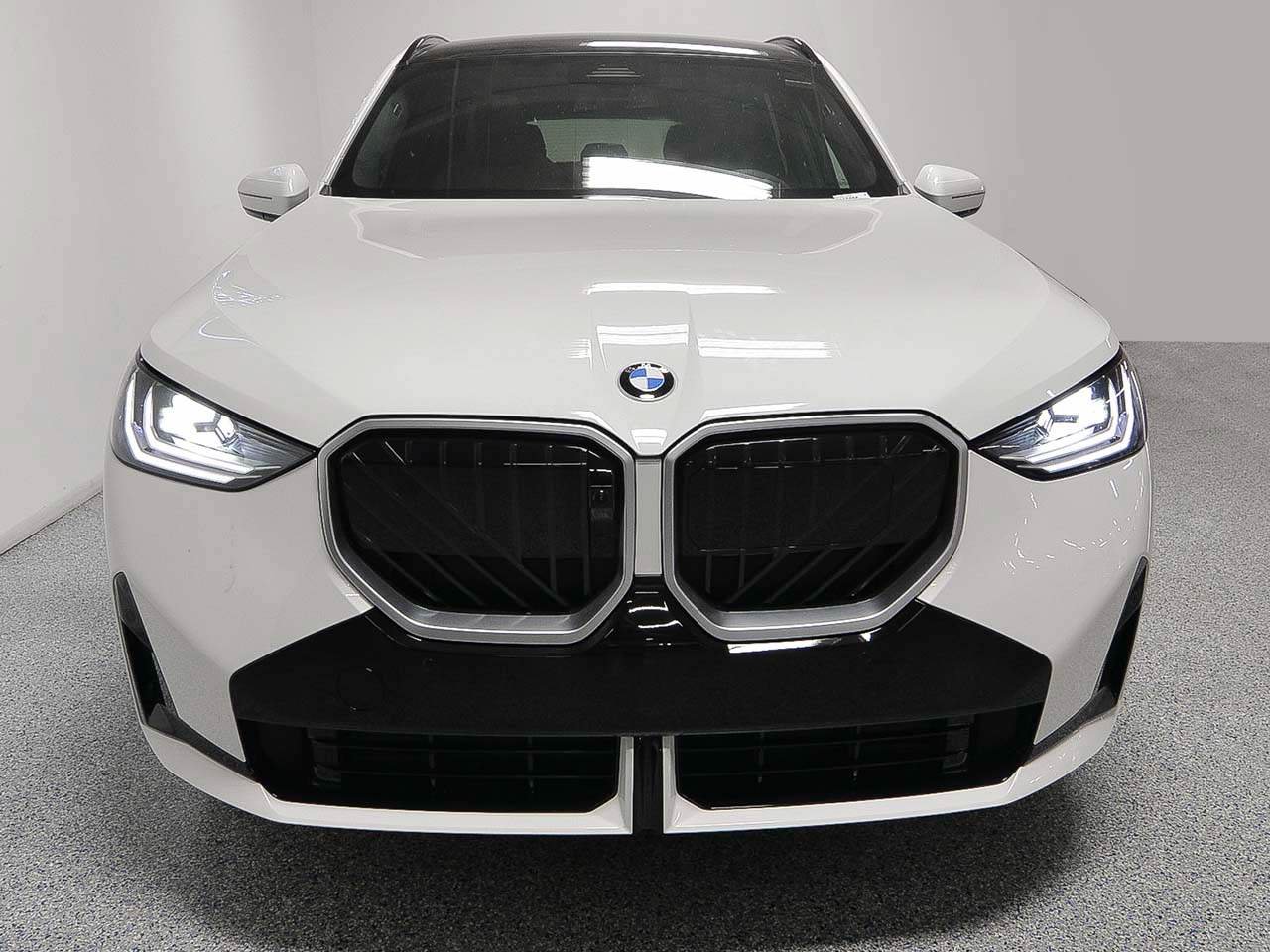 Used 2026 BMW X3 xDrive30i AWD/4WD image 2