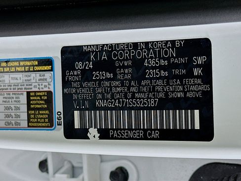 Used 2025 Kia K5 LXS image 12